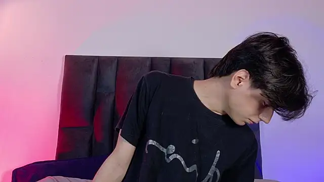 lui x dust online show from 05/11/26, 02:57