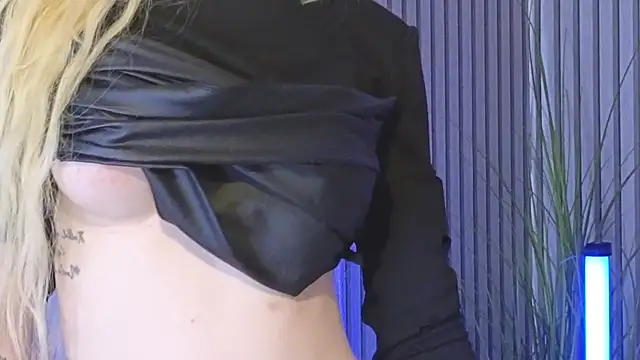 KarmaArms online show from 04/07/26, 12:01