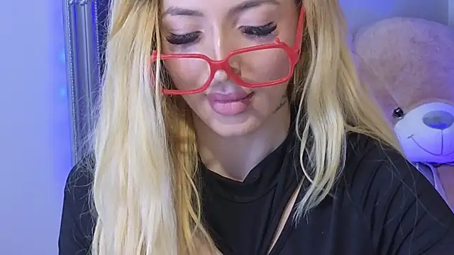 KarmaArms online show from 03/22/26, 08:32