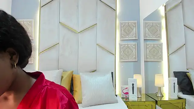 KarinaaCoxx online show from 04/17/26, 01:14