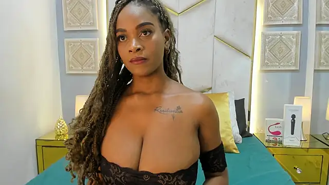 Snapshot of KarinaaCoxx chatting on 03/01/26, 01:11 KarinaaCoxx online show from 03/01/26, 01:11