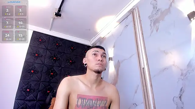 Logan and Reachel online show from 03/27/26, 07:26