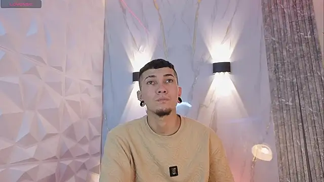 Logan and Reachel online show from 03/20/26, 07:26