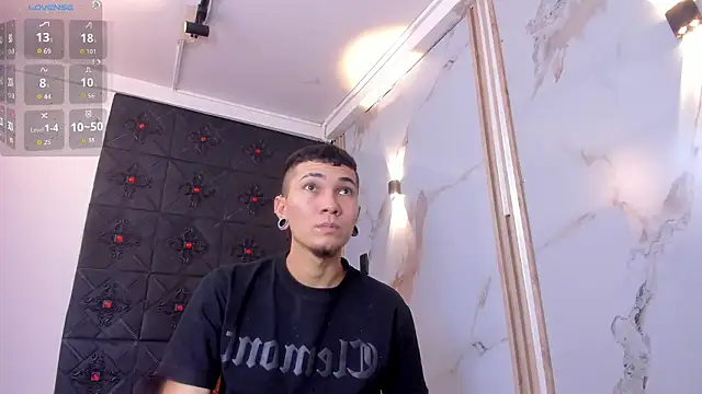 Logan and Reachel online show from 03/23/26, 07:36