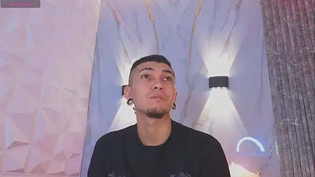 Logan and Reachel online show from 03/31/26, 11:34