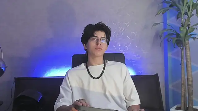 Snapshot of Angel_scott2 chatting on 03/01/26, 11:21 Angel scott2 online show from 03/01/26, 11:21