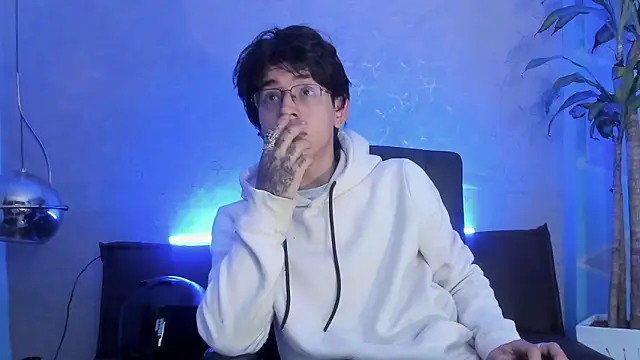 Snapshot of Angel_scott2 chatting on 02/27/26, 11:21 Angel scott2 online show from 02/27/26, 11:21