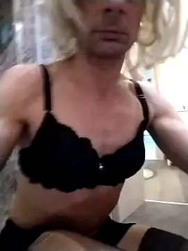 marti 8 online show from 03/16/26, 09:17