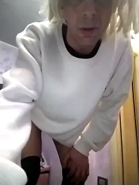 marti 8 online show from 03/13/26, 02:27