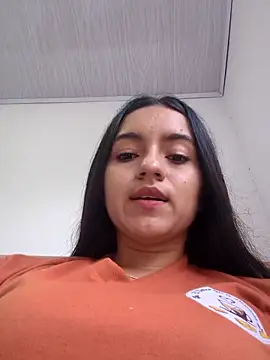 Snapshot of DulceCaroX chatting on 06/01/26, 12:38 DulceCaroX online show from 06/01/26, 12:38