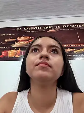 Snapshot of DulceCaroX chatting on 05/26/26, 12:47 DulceCaroX online show from 05/26/26, 12:47