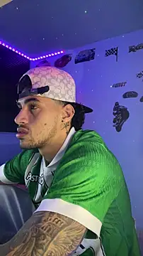 Snapshot of TOMAS_CONOR chatting on 03/02/26, 01:28 TOMAS CONOR online show from 03/02/26, 01:28