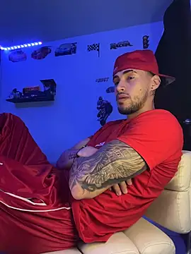 TOMAS CONOR online show from 04/03/26, 01:23