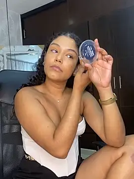 Miaafoxx   online show from 03/14/26, 07:42