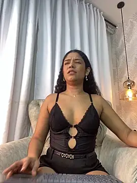 Miaafoxx   online show from 03/06/26, 07:42