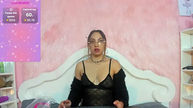 love velvet  online show from 03/05/26, 03:14