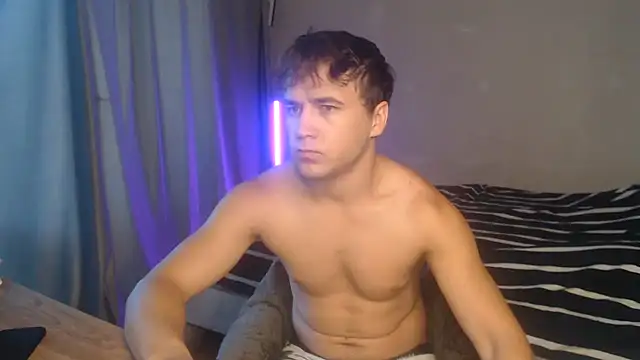 Snapshot of Denis_sport chatting on 07/18/26, 03:04 Denis sport online show from 07/18/26, 03:04