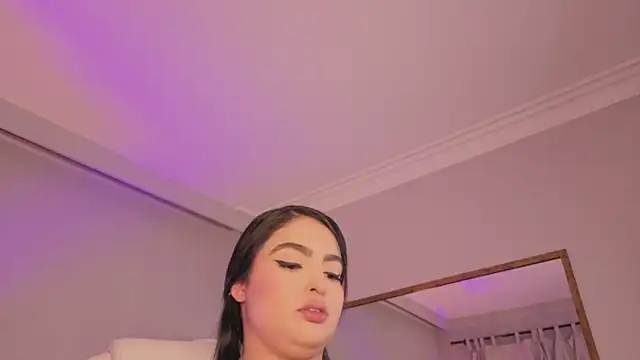 Stephany Harlot online show from 03/02/26, 10:17