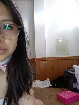 Rosyshadow online show from 05/16/26, 07:35