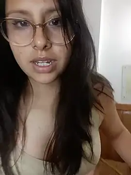Rosyshadow online show from 05/19/26, 11:56