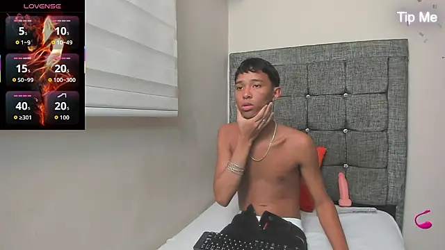 Little Twink19x online show from 03/14/26, 07:20