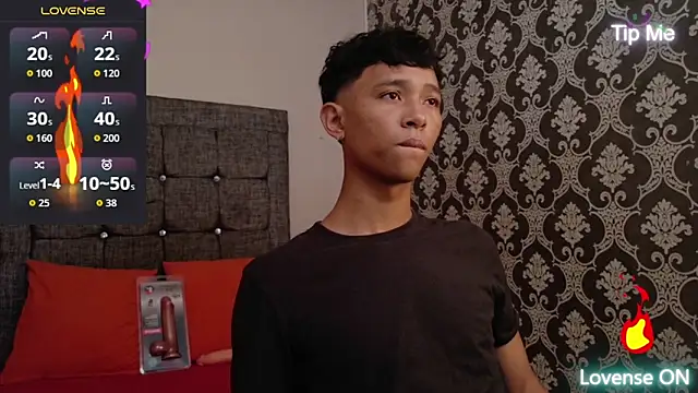 Little Twink19x online show from 05/28/26, 07:31