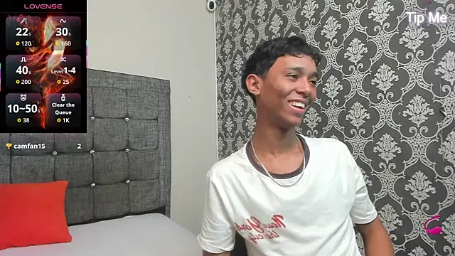 Little Twink19x online show from 03/29/26, 07:37