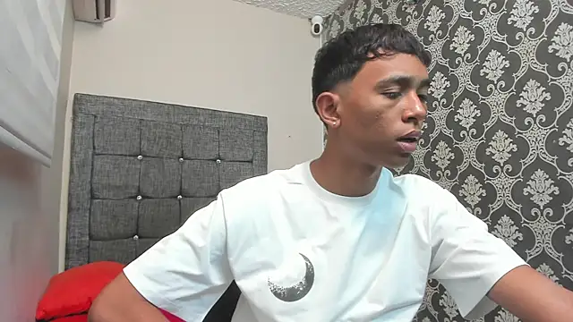 Little Twink19x online show from 03/06/26, 07:31