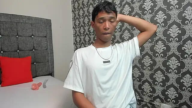 Little Twink19x online show from 03/21/26, 07:18