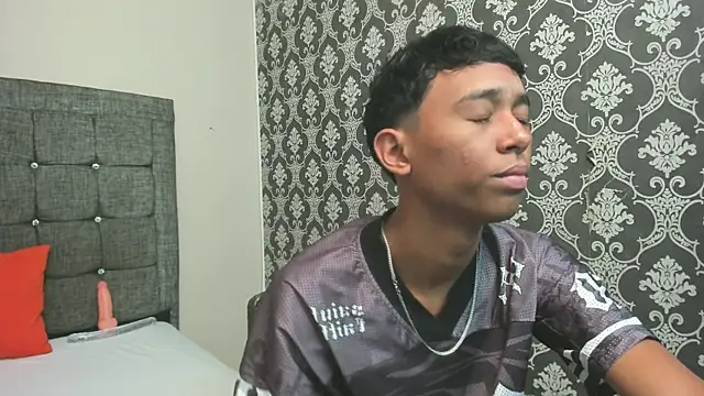 Little Twink19x online show from 03/12/26, 07:18