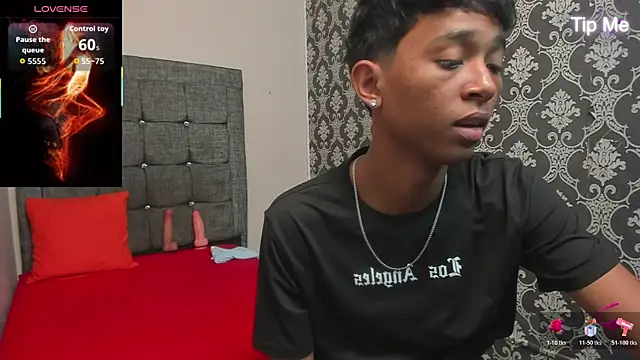 Little Twink19x online show from 04/15/26, 07:18