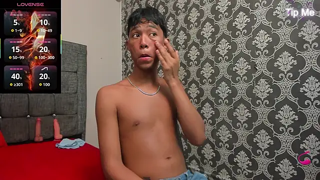 Little Twink19x online show from 04/16/26, 07:25