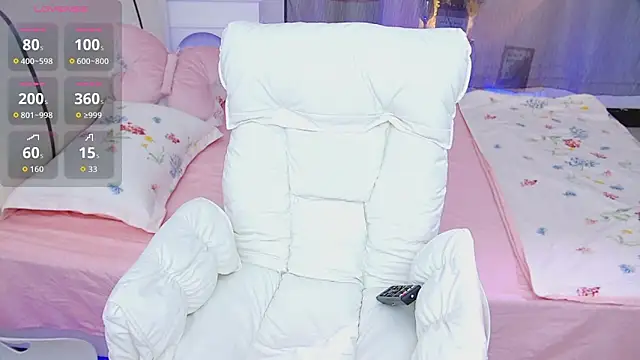 Luckmia333 online show from 05/24/26, 01:11