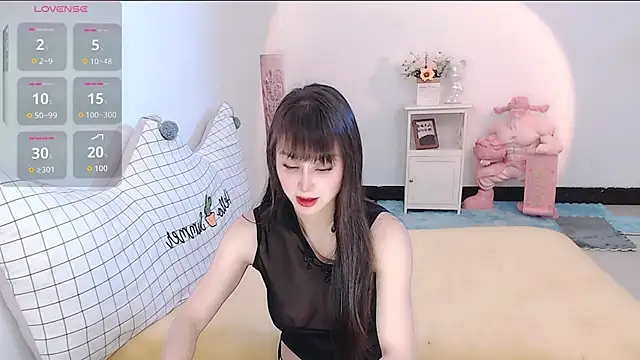 Luckmia333 online show from 04/02/26, 04:30