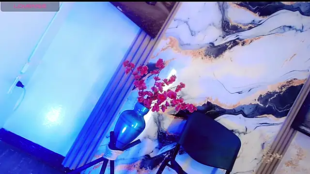 Alondra Wile online show from 04/09/26, 07:31