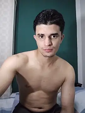 Snapshot of SebastianSkyler chatting on 04/08/26, 11:01 SebastianSkyler online show from 04/08/26, 11:01