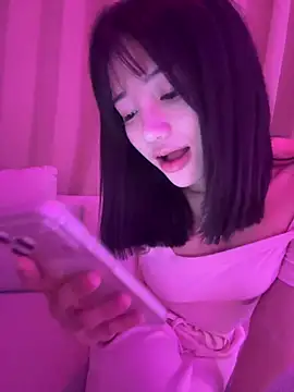 zhuendong000001 online show from 05/02/26, 12:32