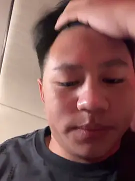 zhuendong000001 online show from 05/04/26, 01:58