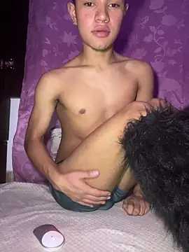 VixHot15 online show from 04/14/26, 02:05