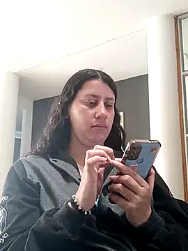 LunaDamasco online show from 04/07/26, 07:04