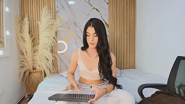 Snapshot of Aurorariccii chatting on 03/01/26, 04:56 Aurorariccii online show from 03/01/26, 04:56