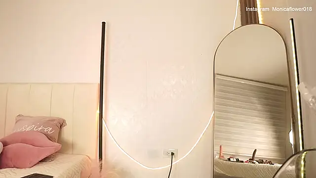 monicaflowerr online show from 02/23/26, 07:14