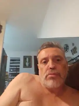 Snapshot of PilotingMuchness chatting on 07/04/26, 12:28 PilotingMuchness online show from 07/04/26, 12:28