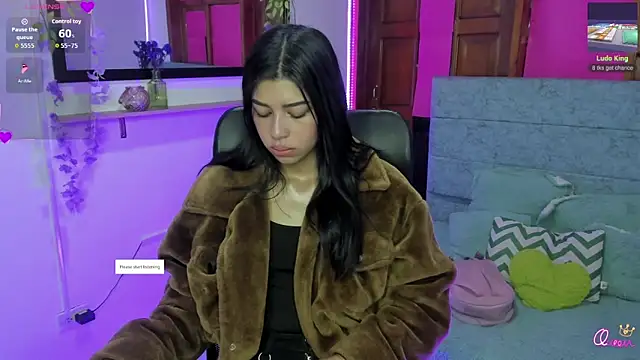 Aysha winxs online show from 04/12/26, 03:32