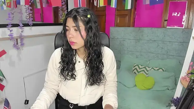 Snapshot of Aysha_winxs chatting on 07/01/26, 03:29 Aysha winxs online show from 07/01/26, 03:29