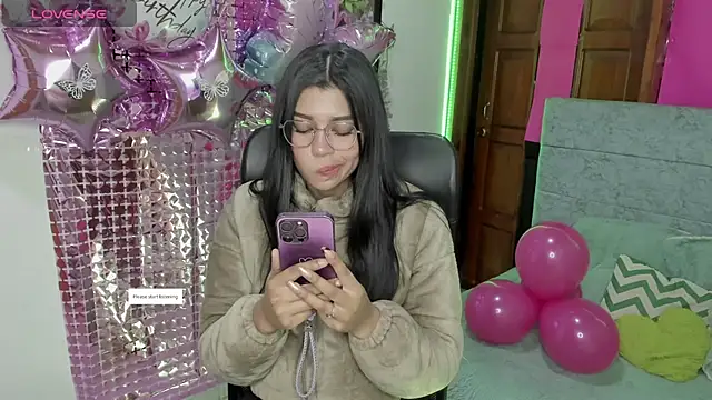 Aysha winxs online show from 04/22/26, 03:35