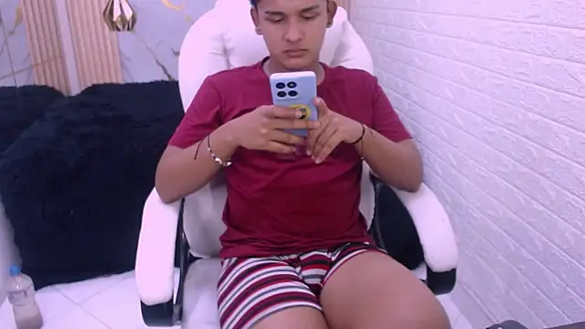 velvet o online show from 02/28/26, 04:23