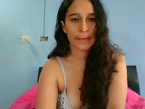 scarlettscottx  online show from 04/24/26, 07:16