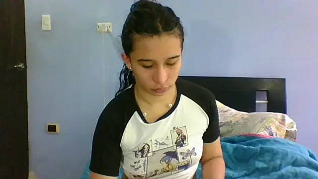 scarlettscottx  online show from 06/02/26, 04:40
