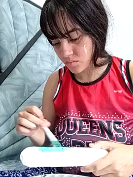 Snapshot of sara_cute_so chatting on 04/02/26, 08:37 sara cute so online show from 04/02/26, 08:37